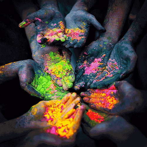 Indian festival of Holi brings colour and culture